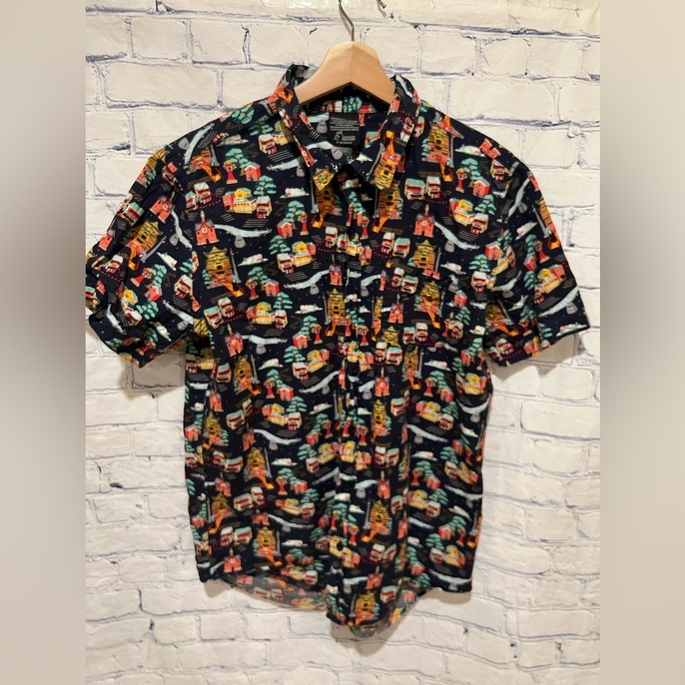 Spirited Away Her Universe Button-Up Shirt Men's Multicolor Short Sleeve Large